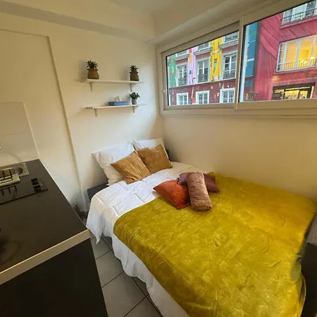 Little Parisian Hideaway For Two - Smart Base דירה פריז